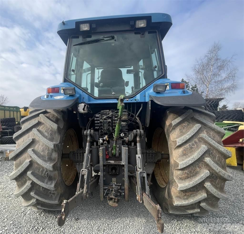 New Holland 8670 Traktoren