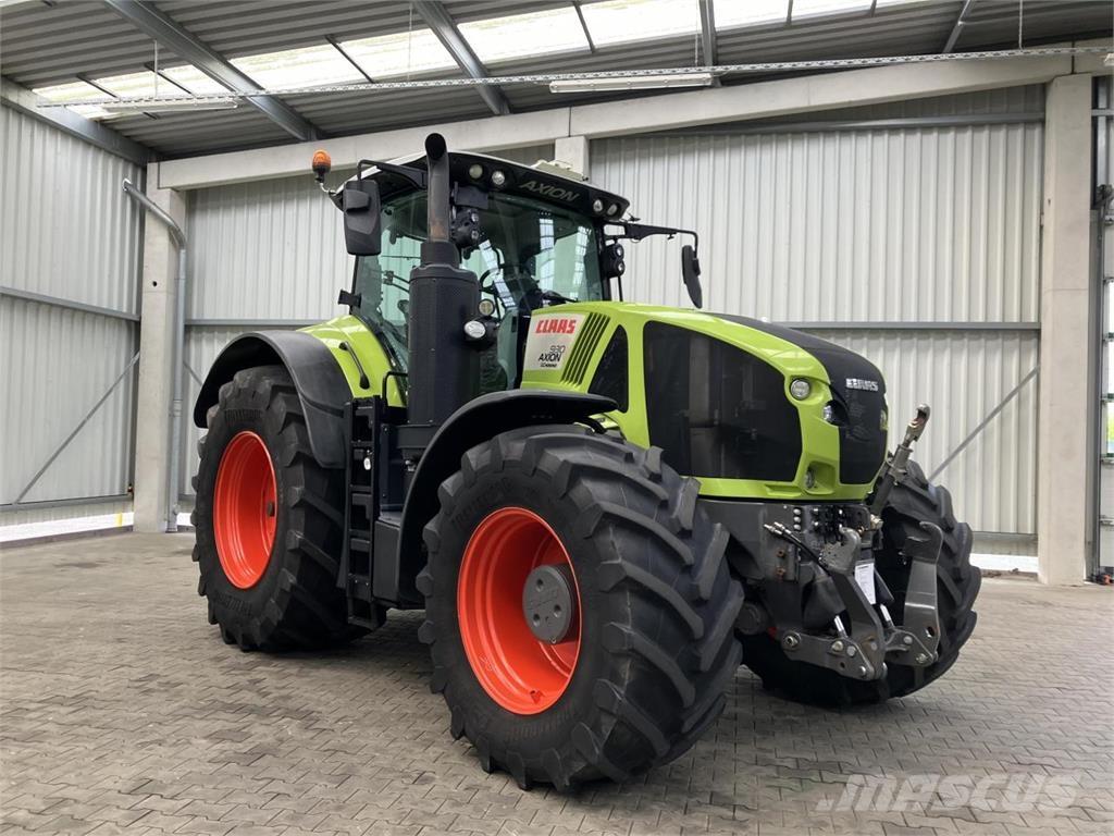 CLAAS Axion 930 Traktoren
