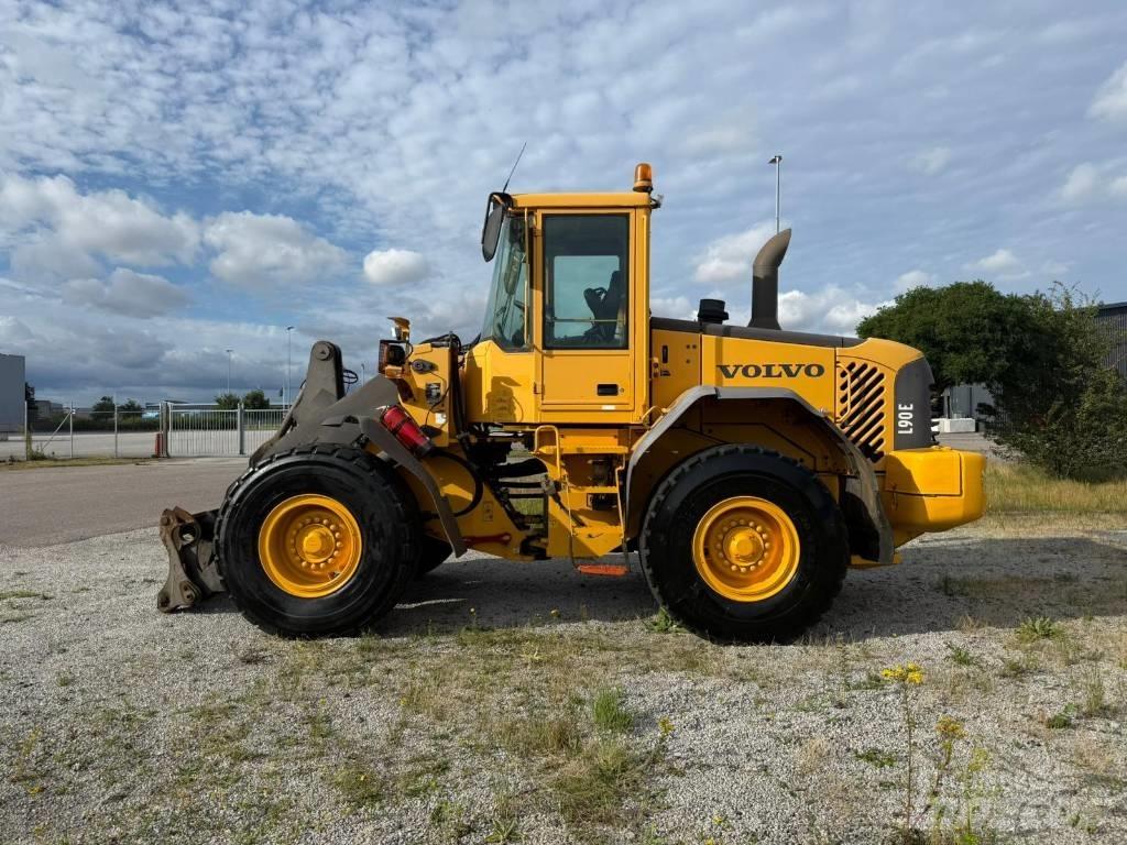 Volvo L 90 E Radlader