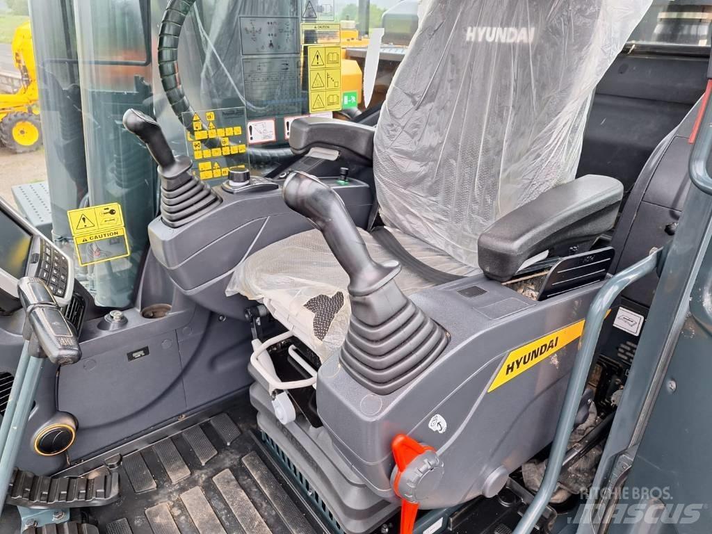 Hyundai HX210A L Raupenbagger