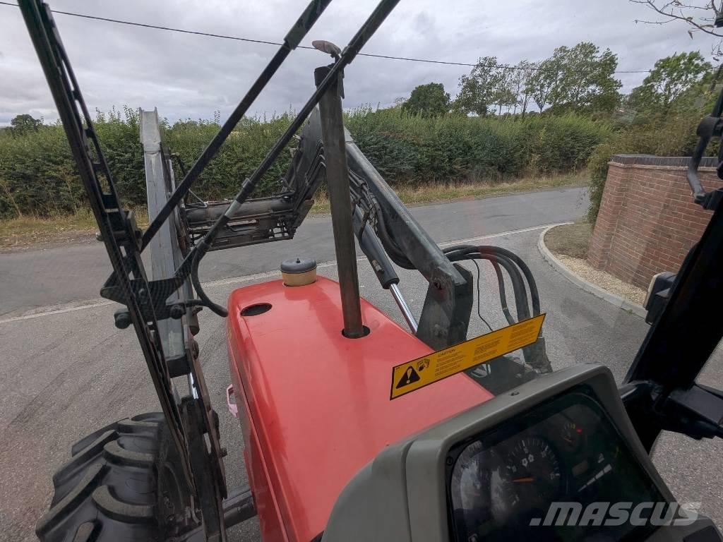 Massey Ferguson 6150 Traktoren