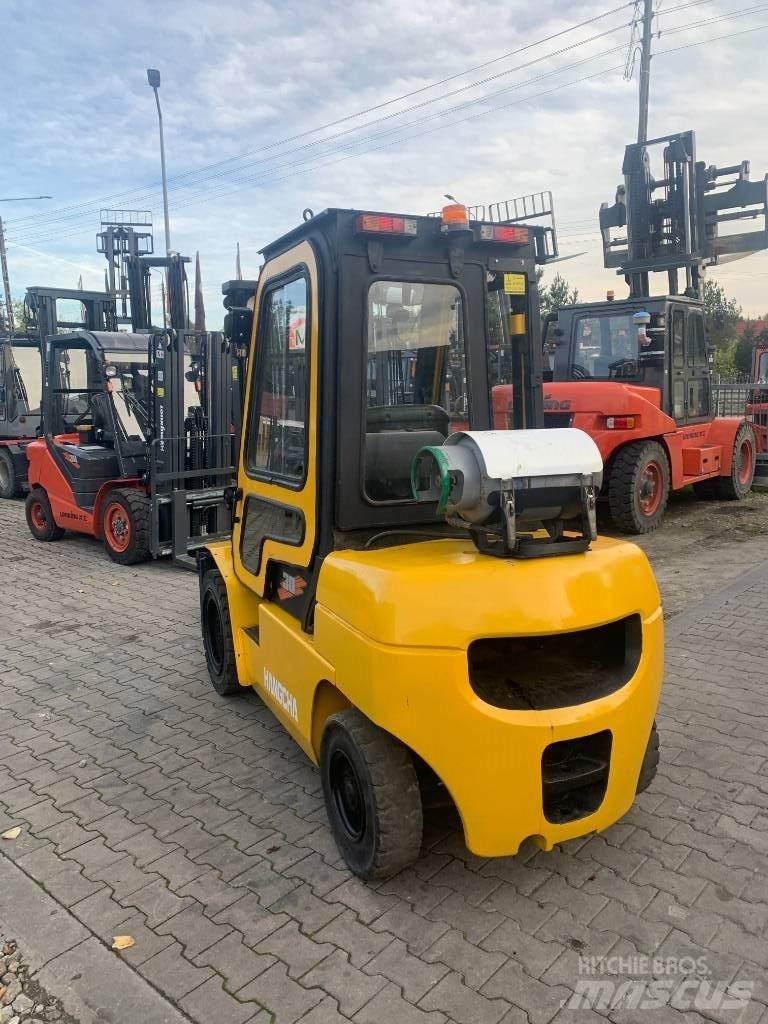 Hangcha CPQD 30 N Gasstapler