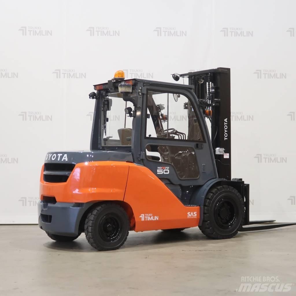 Toyota 40-8FD50N Dieselstapler