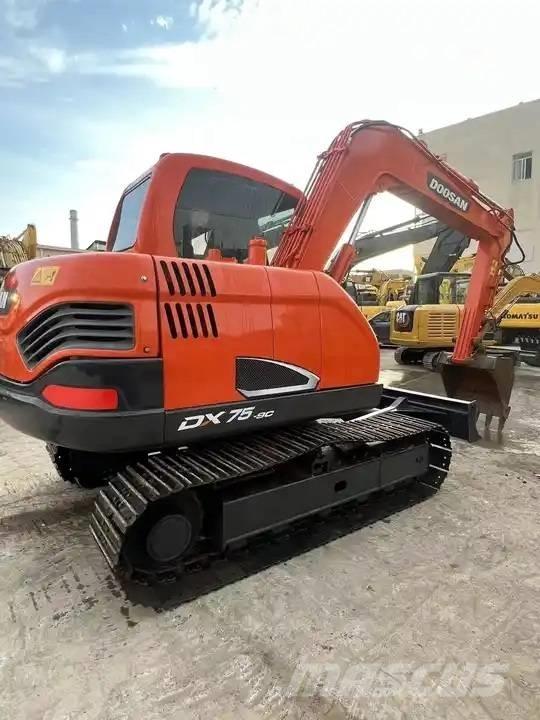 Doosan DX75-9C Midibagger  7t - 12t