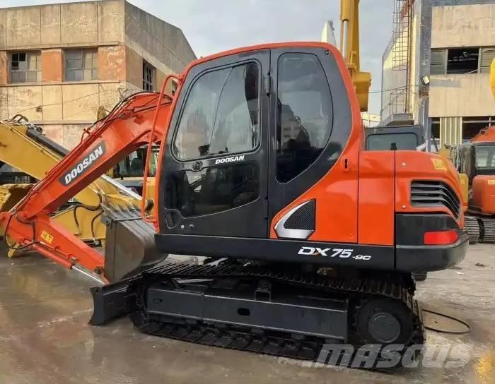 Doosan DX75-9C Midibagger  7t - 12t