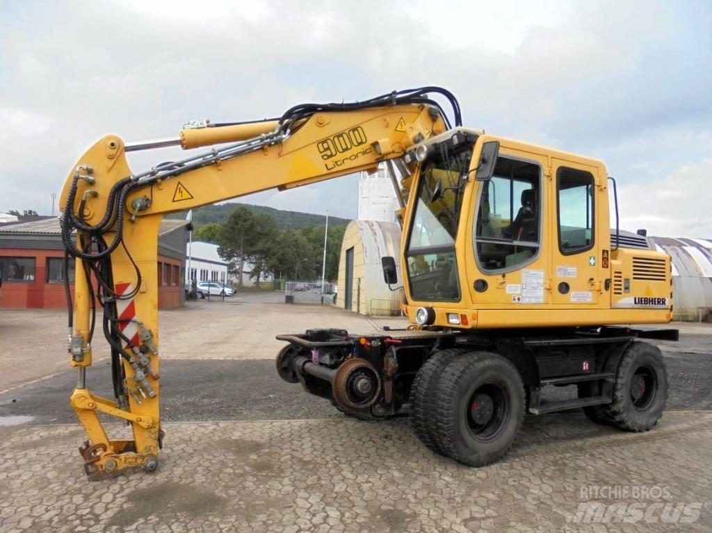 Liebherr A 900 C ZW Mobilbagger
