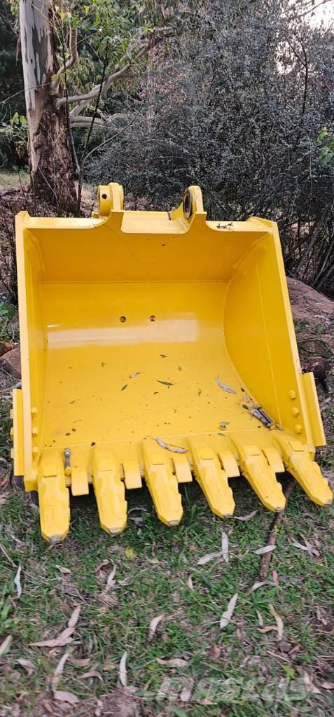 Komatsu PC210 Ausleger