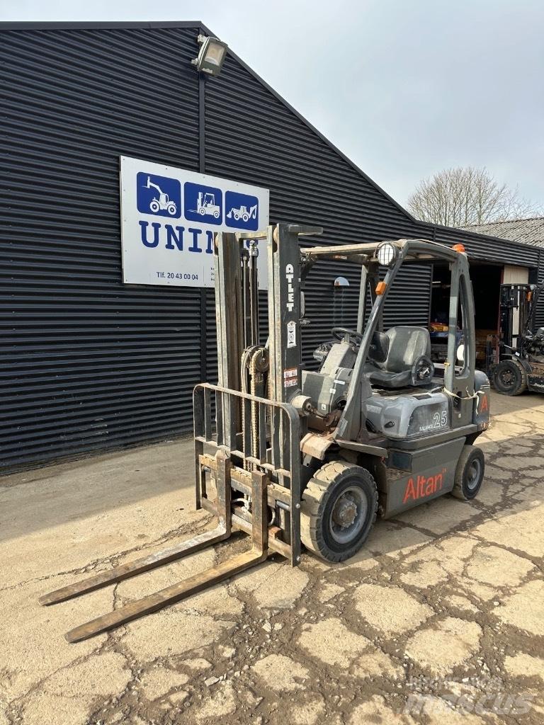 Nissan FD25 Dieselstapler