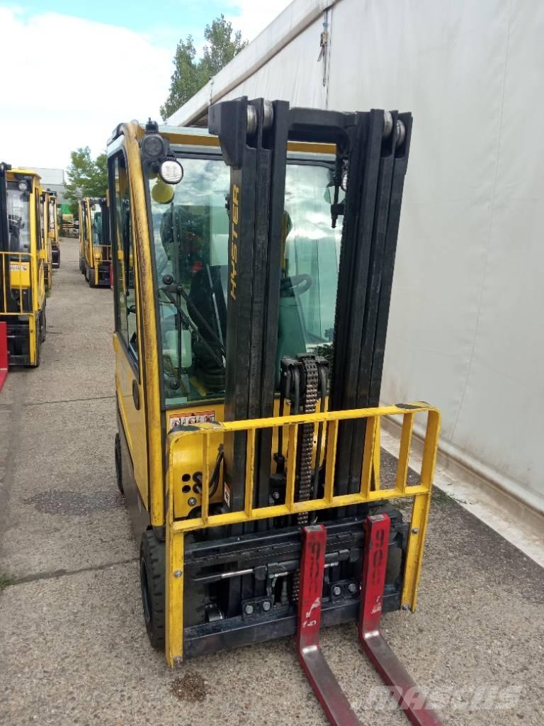 Hyster J 1.8 XN Elektrostapler