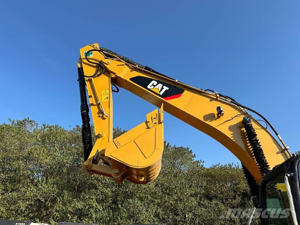 CAT 320 D L Raupenbagger
