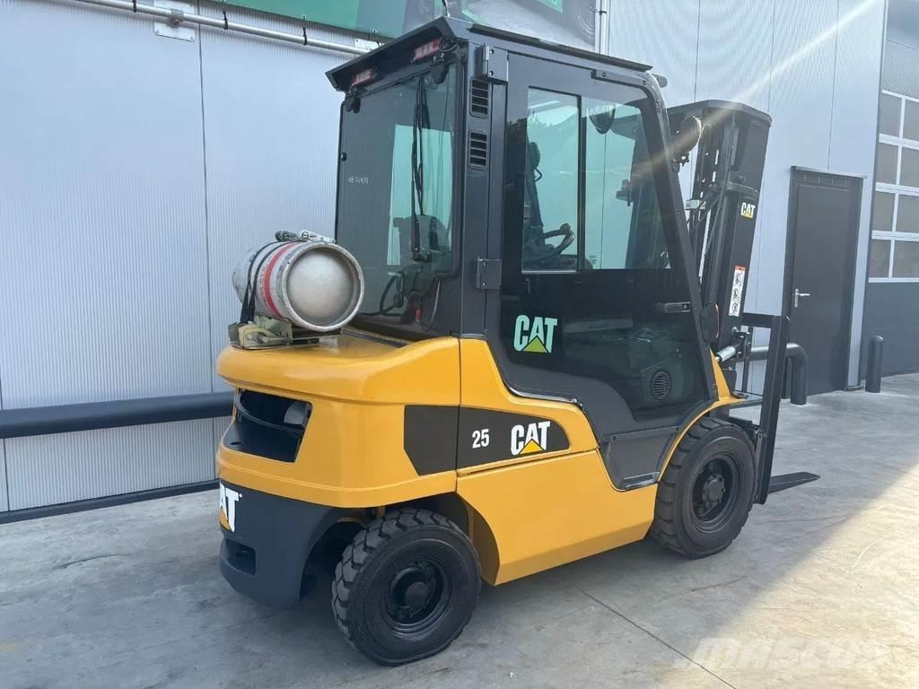 CAT GP25N Heftruck Gasstapler