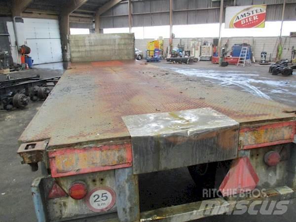  RAAF R016 Containerauflieger