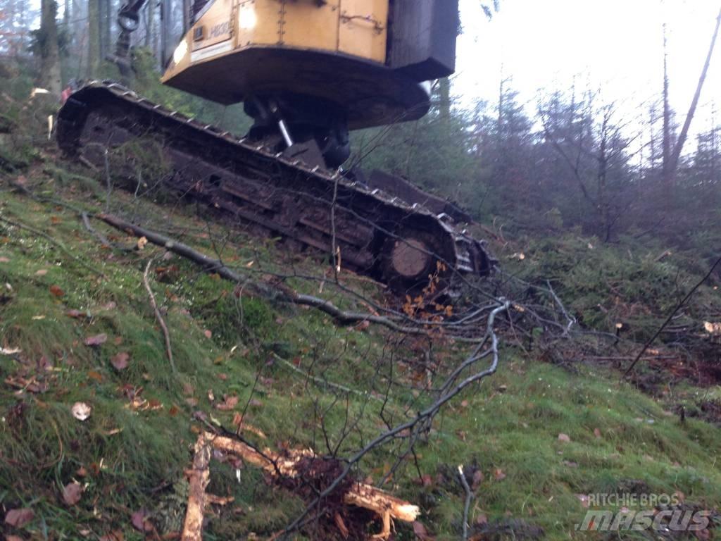 Tigercat LH830C Harvester