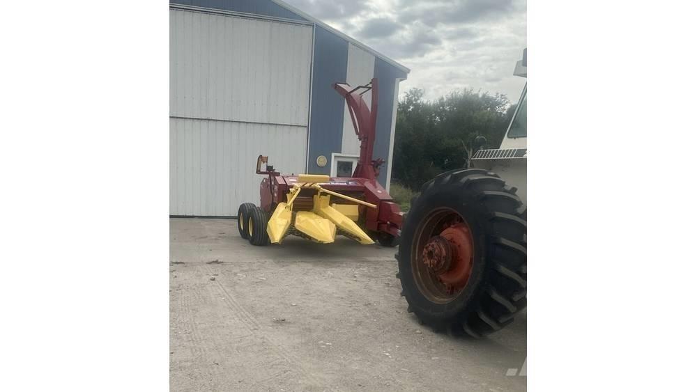 New Holland FP230 Feldhäcksler