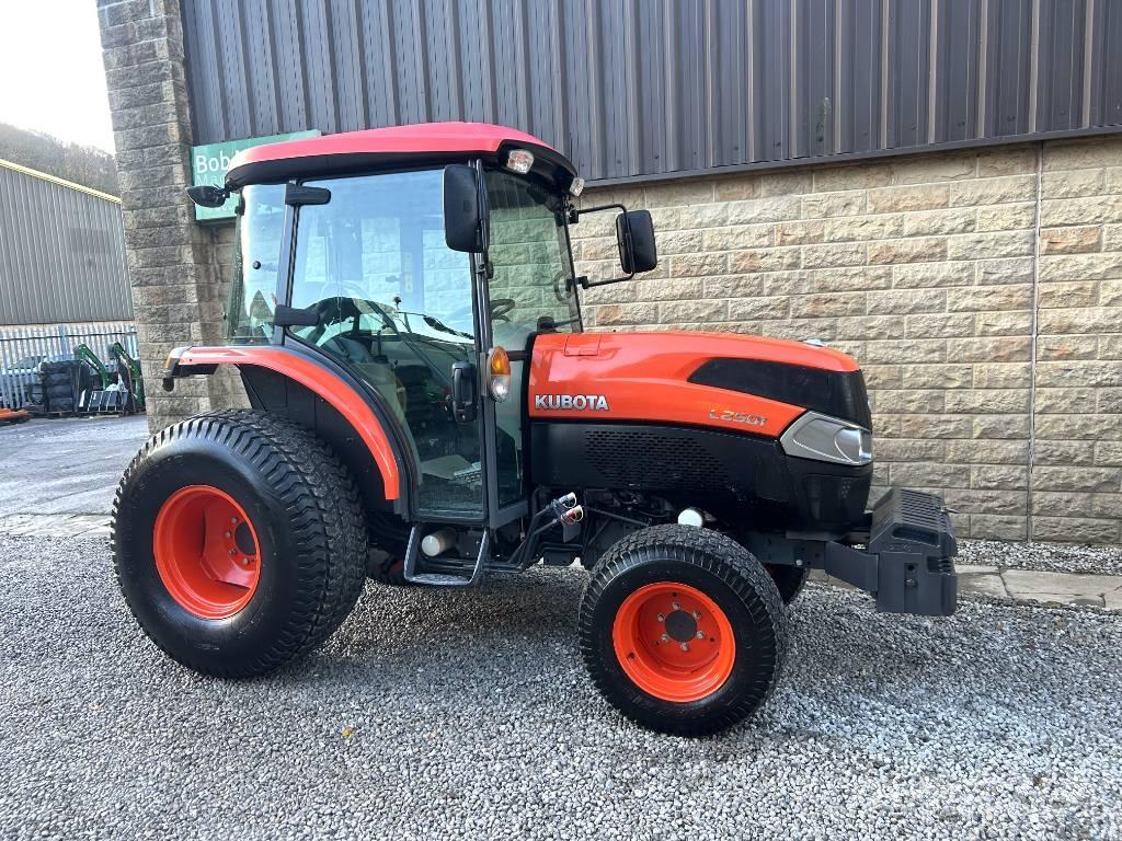 Kubota L2501 Traktoren