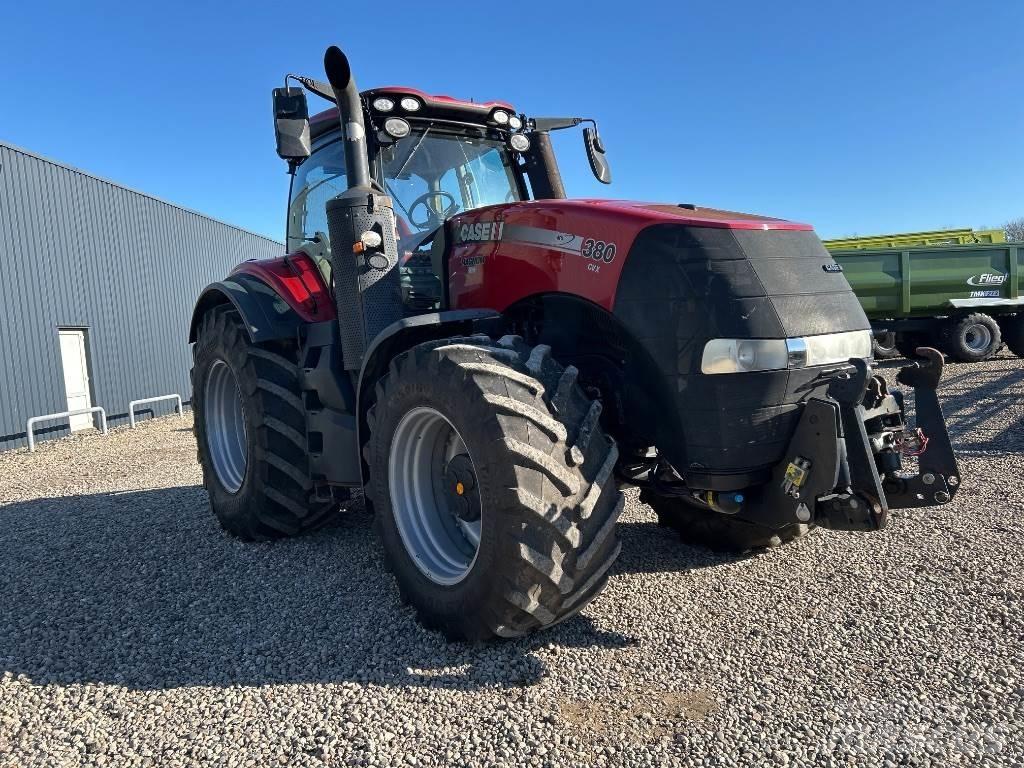 Case IH Magnum 380 Traktoren