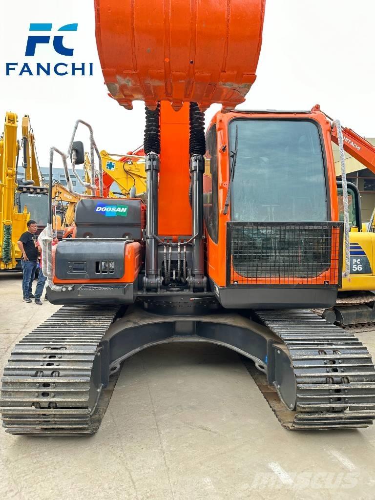 Doosan dx150 Raupenbagger
