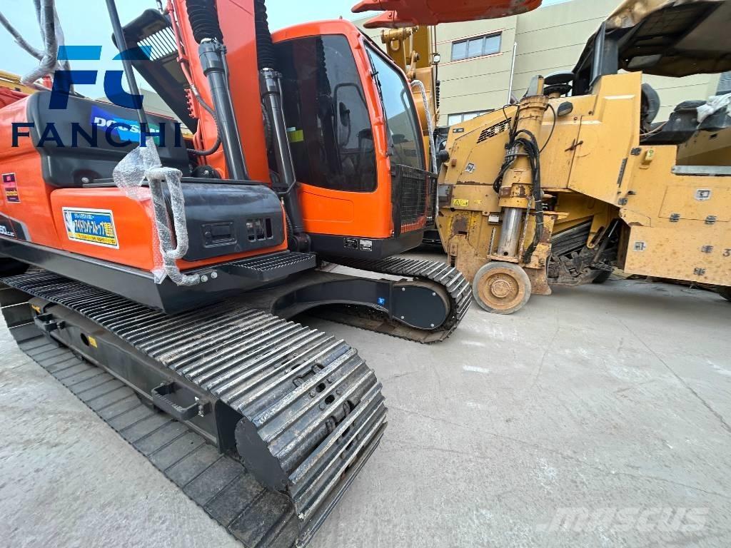 Doosan dx150 Raupenbagger
