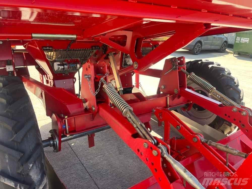 Grimme GL 32 B Kartoffellegemaschinen