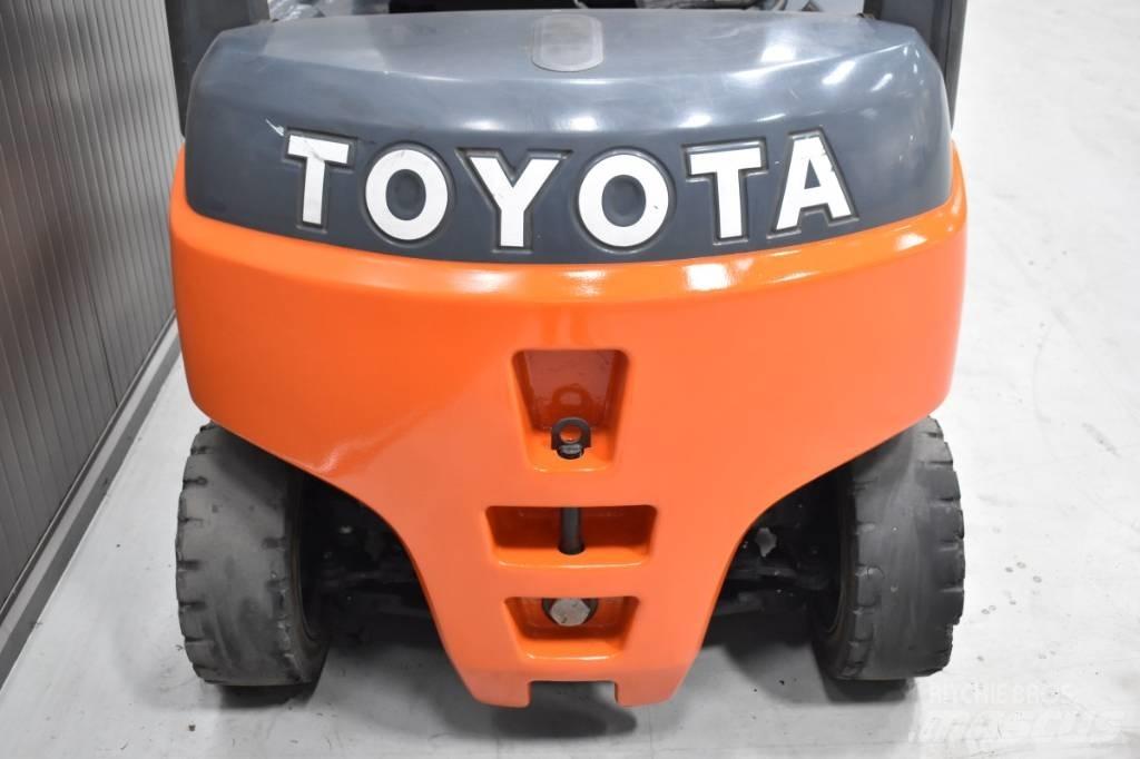 Toyota 8FBMT16 Elektrostapler