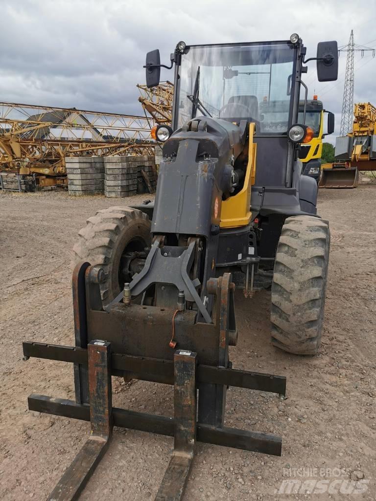 Mecalac AS 700 Radlader