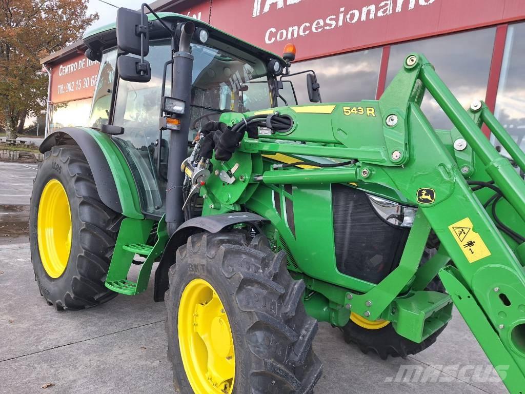 John Deere 5100M Traktoren