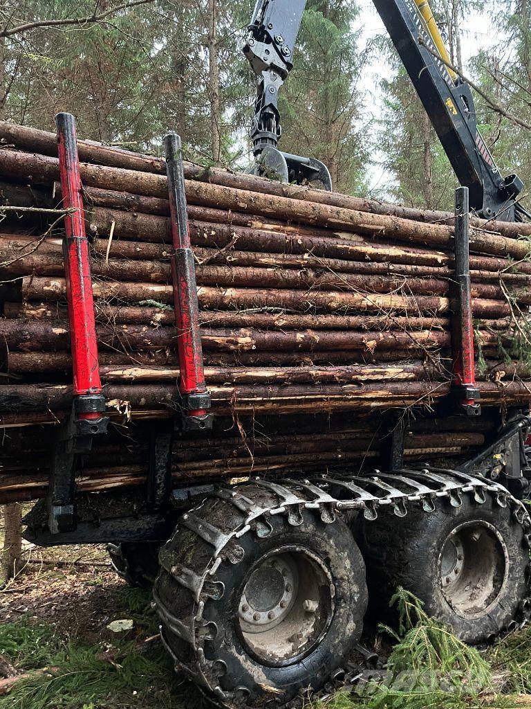 Komatsu 845 Forwarder