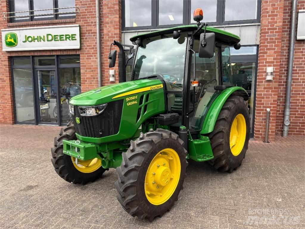 John Deere 5058E Traktoren