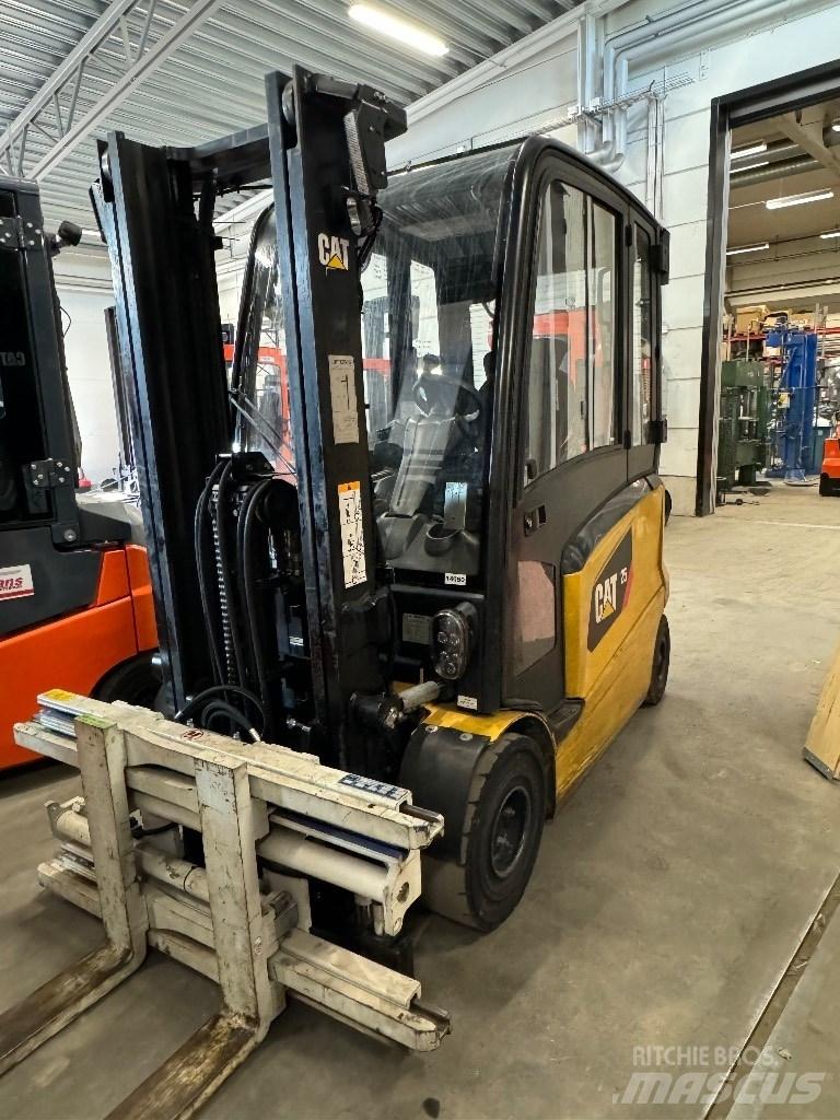 CAT EP25N Elektrostapler