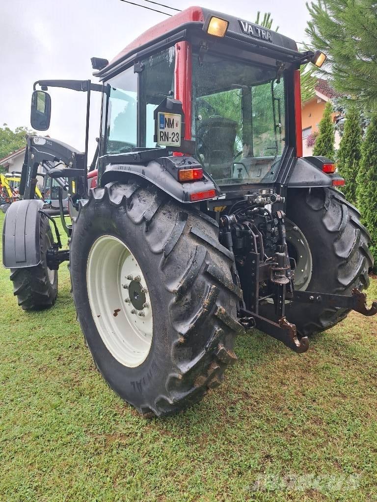 Valtra A 95 Traktoren
