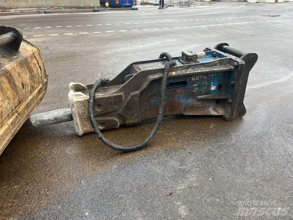Okada H2600 Hammer / Brecher