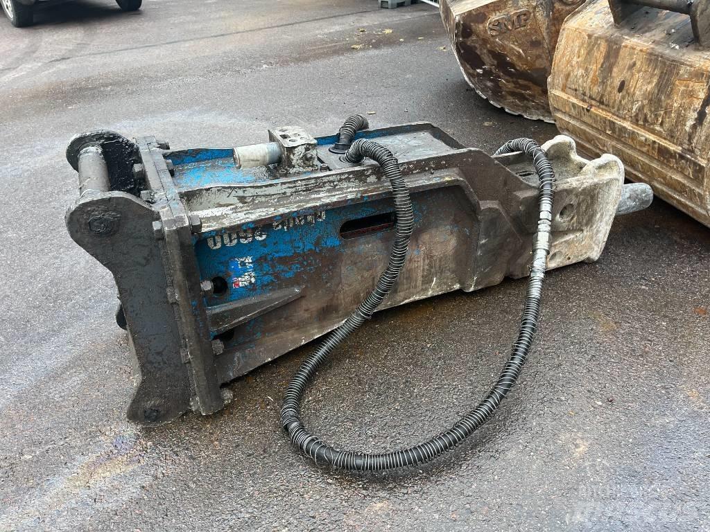 Okada H2600 Hammer / Brecher