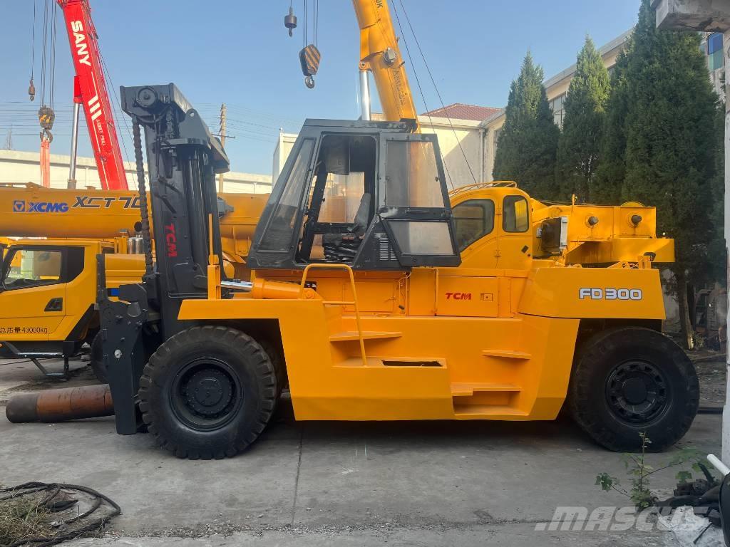 TCM FD 30 T Dieselstapler