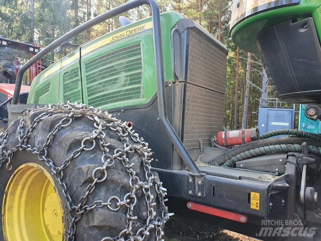 John Deere 1470 G Harvester