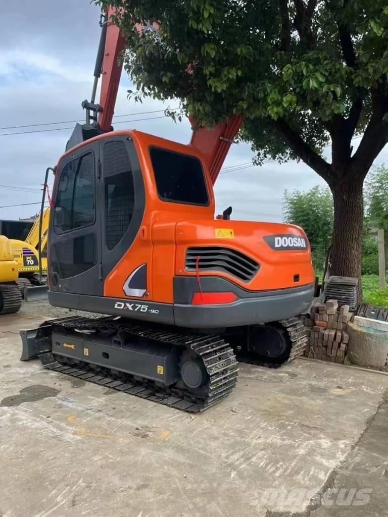 Doosan DX75-9C Midibagger  7t - 12t