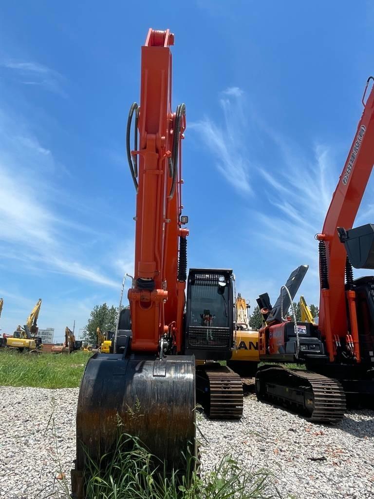 Hitachi ZX 200 Raupenbagger