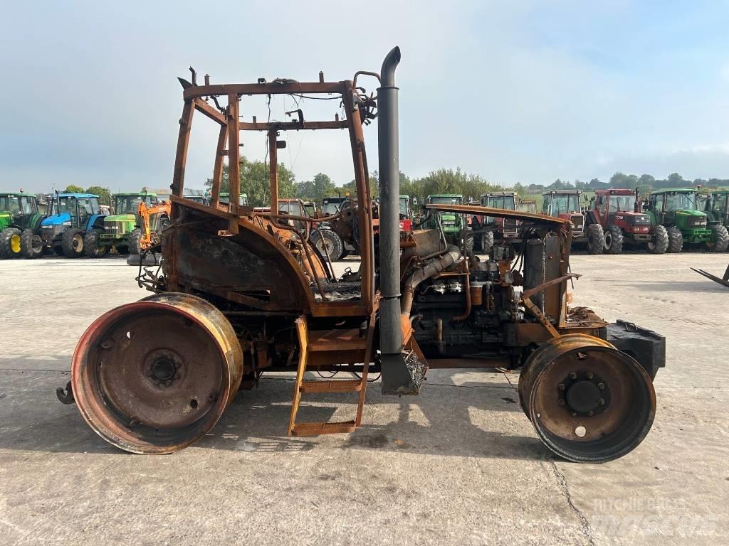 CLAAS 656 Traktoren