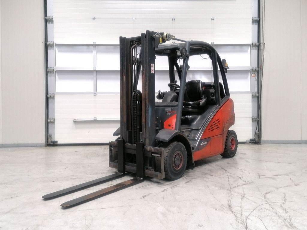 Linde H25T-02 Gasstapler