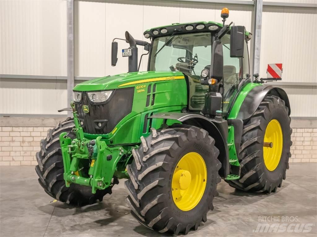 John Deere 6230R Traktoren