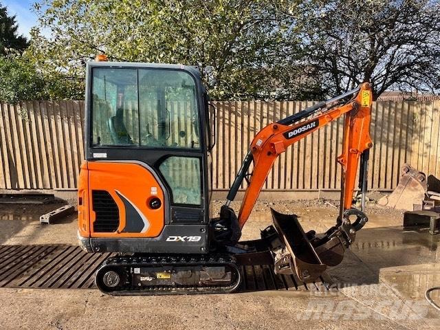 Doosan DX 19 Minibagger < 7t