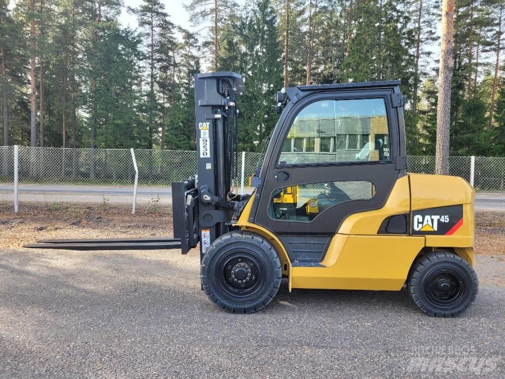 CAT DP45NB Dieselstapler