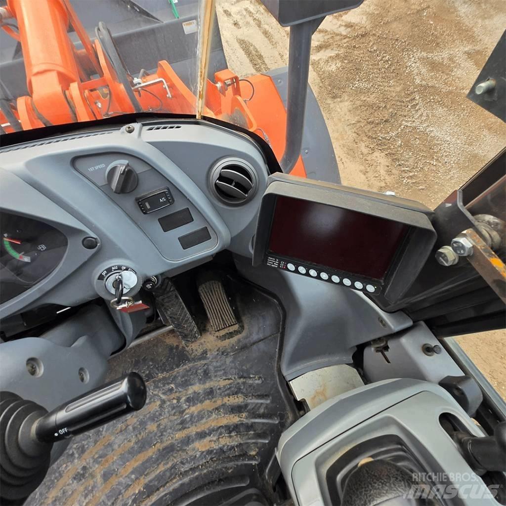 Hitachi ZW150-6 Radlader