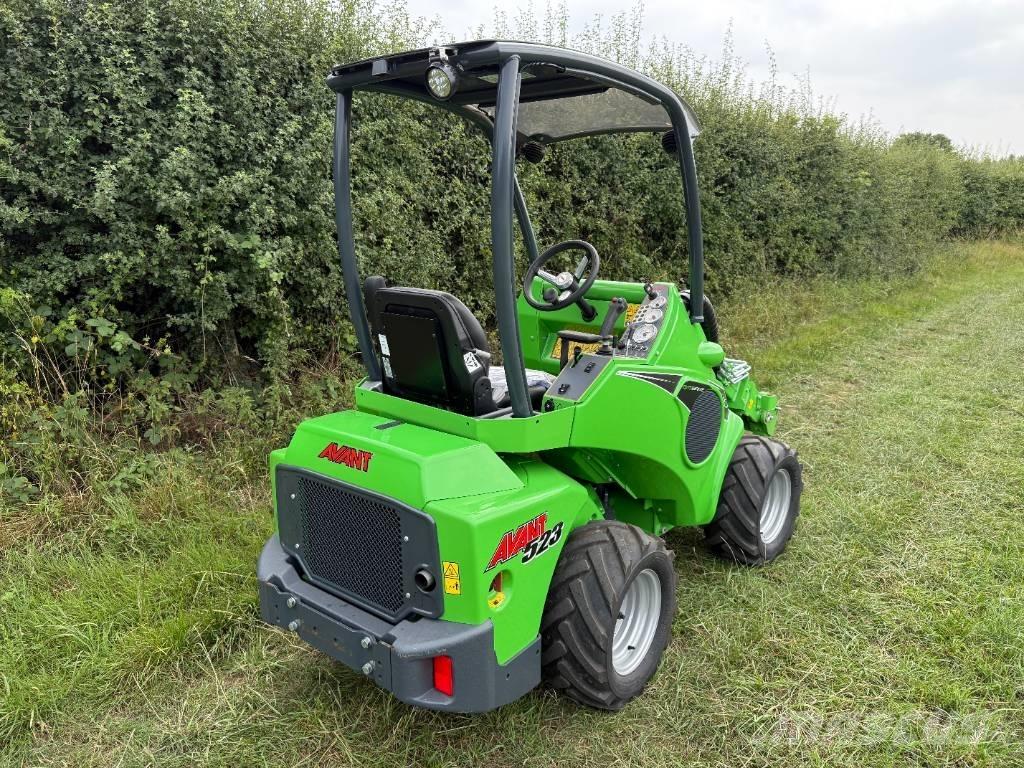 Avant 523 Minilader
