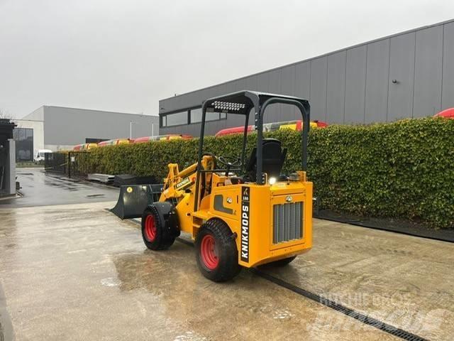 Knikmops KM180 Radlader