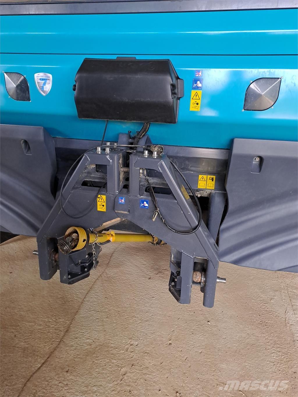 Sulky X50+ Flüssigdüngerstreuer