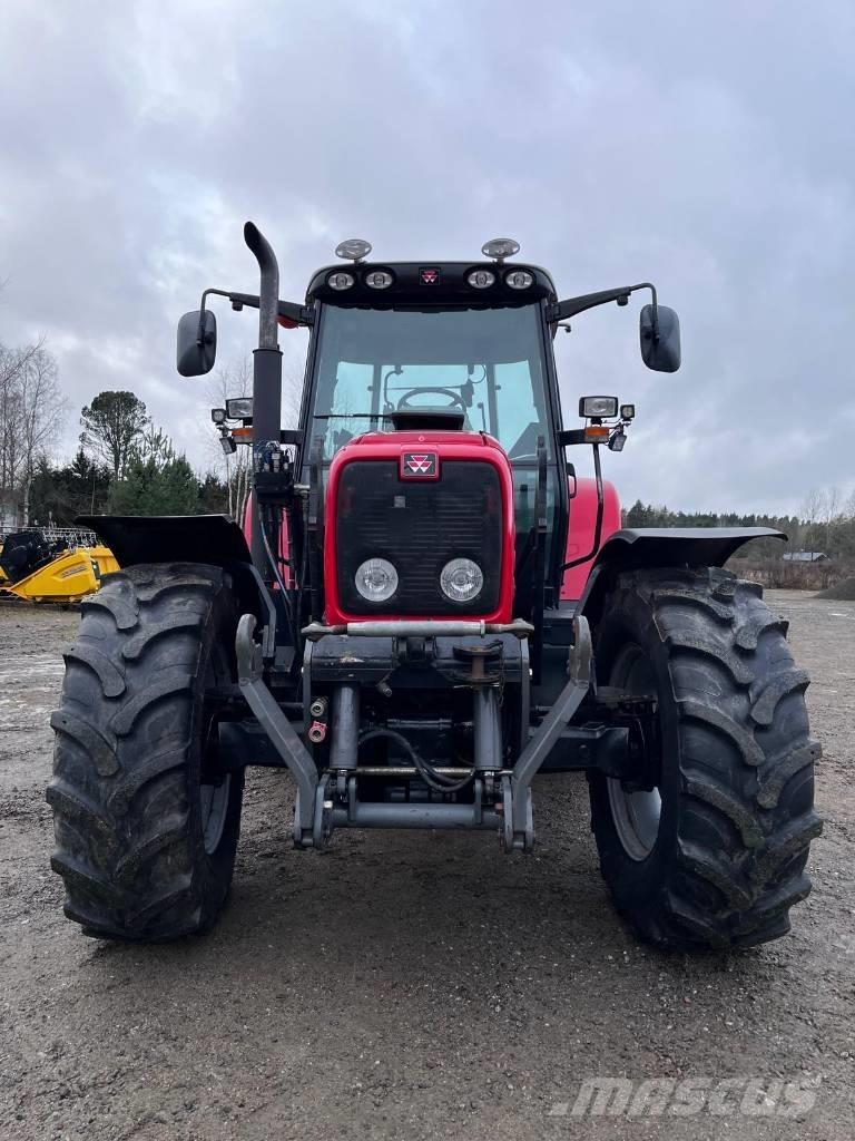Massey Ferguson 5470 Traktoren