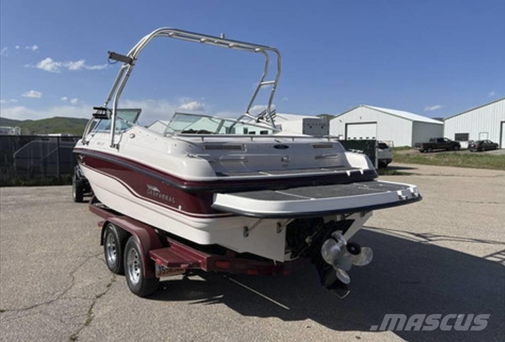  Chaparral 2330 SS Boote / Prahme