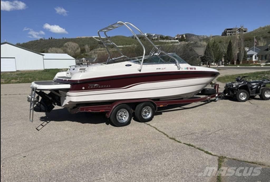  Chaparral 2330 SS Boote / Prahme