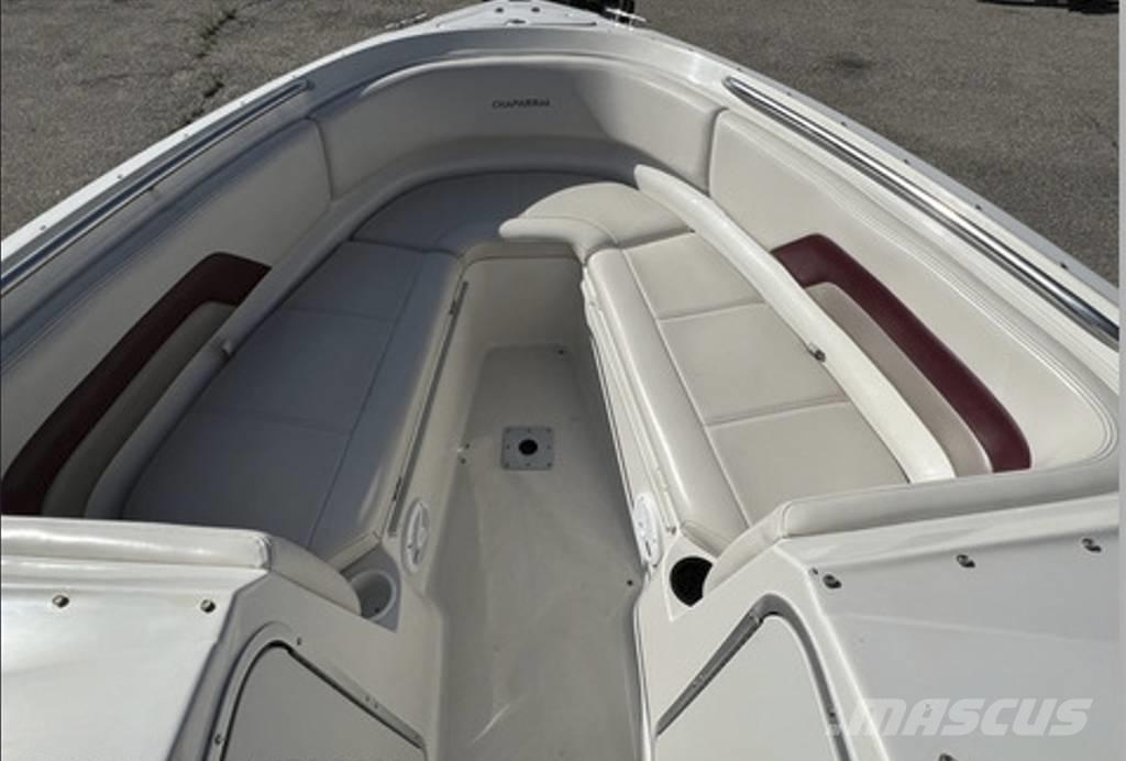  Chaparral 2330 SS Boote / Prahme