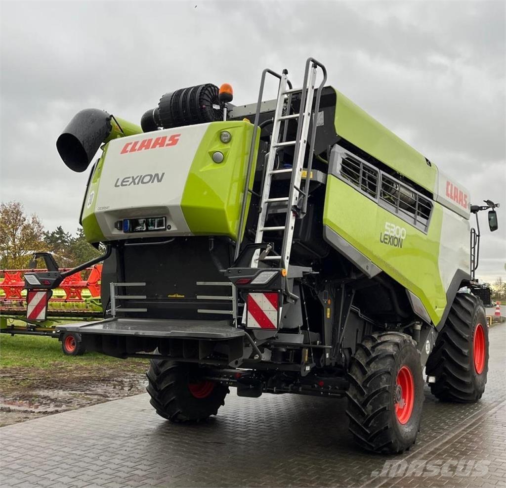 CLAAS Lexion 5300 Mähdrescher